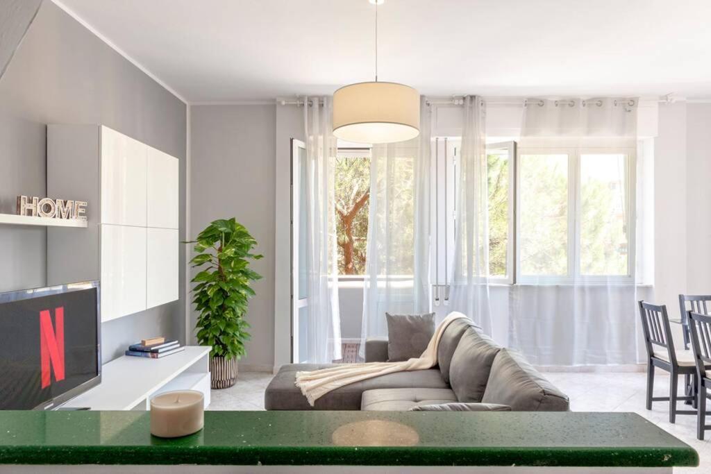 Free Parking Appartamento 5 Stelle Elegante Con Suite Livorno Kültér fotó